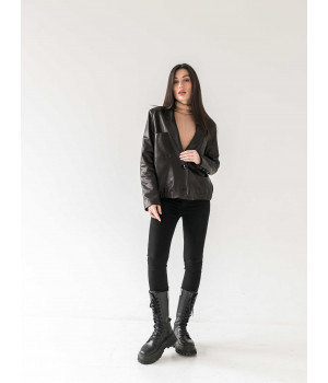 Стильна шкіряна куртка-піджак чорного кольору - фото 3