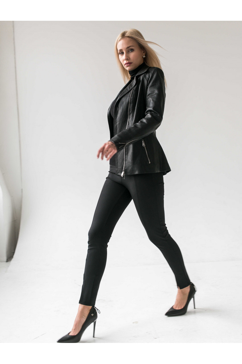 Класична жіноча куртка з натуральної шкіри чорного кольору - фото 0