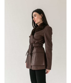 Женская куртка шоколадного цвета из натуральной кожи с норковым воротником - фото 2