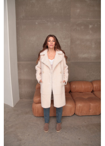 Женское пальто из натуральной шерсти овчины розового цвета - фото 1