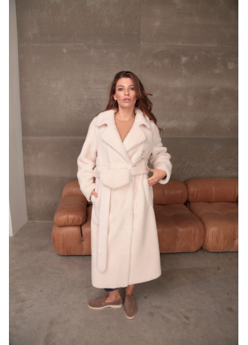 Жіноча дублянка-пальто із натуральної вовни овчини молочного кольору. - фото 1
