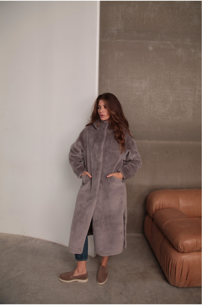 Женская дублёнка-пальто из натурально шерсти овчины пепельно-серого цвета - фото 0
