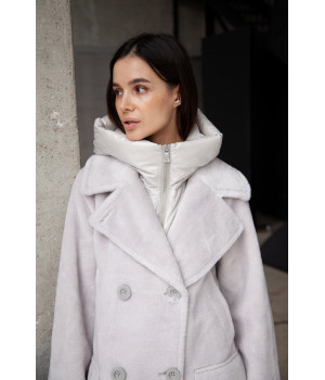 Женское пальто-пуховик с натуральным наполнителем и овечьей шерстью серого цвета  - фото 1