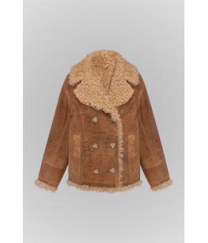 Замшевая дубленка коричневого цвета из натуральной овчины - фото 6