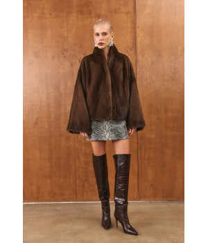 Коротка шуба OVERSIZE шоколадного кольору з канадської норки - фото 4