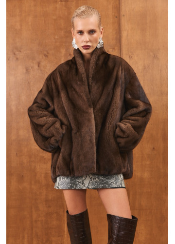 Шуба OVERSIZE шоколадного кольору з канадської норки - фото 1