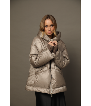 Жіночий OVERSIZE пуховик в кольорі світлий металік - фото 7