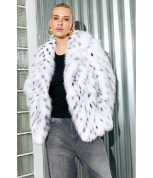 Стильна жіноча шуба білого кольору з канадської лисиці - фото 6