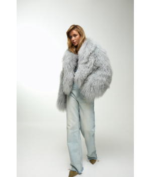 Женская дублёнка серого цвета из натуральной ламы - фото 1
