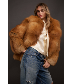 Стильная шуба рыжего цвета из лисы - фото 1