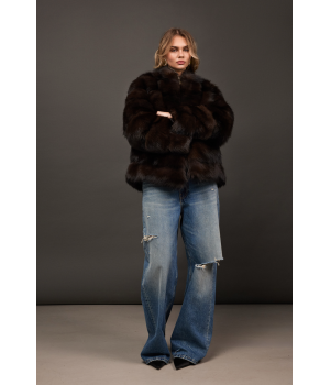 Стильная шуба из лисы темно-шоколадного цвета - фото 5