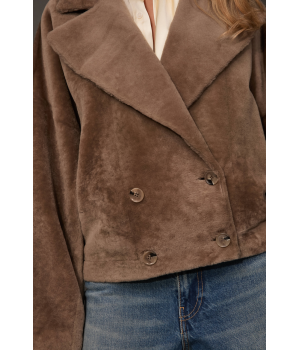 Двухсторонняя короткая дубленка-бомбер темно-бежевого цвета - фото 3