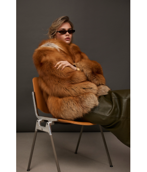 Женская шуба из рыжей лисы - фото 0