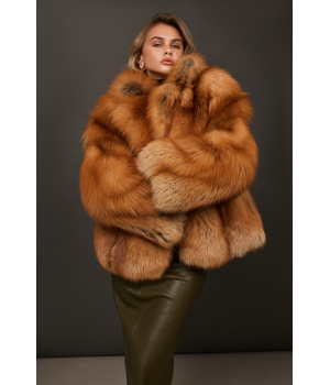 Стильная шуба из красной лисы - фото 0