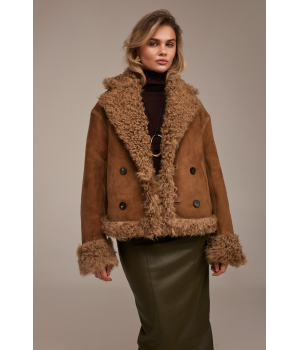 Двухсторонняя замшевая дубленка в цвете кемел - фото 5