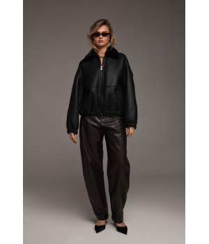 Дубленка-бомбер черного цвета - фото 5