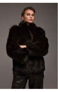 Шуба из лисы темно-шоколадного цвета - фото 1