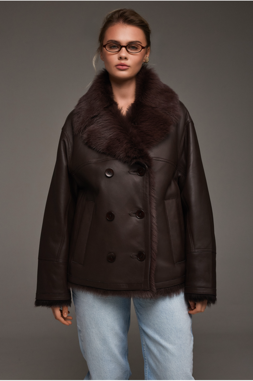 Стильная дубленка из тосканской овцы шоколадного цвета - фото 0 Стильная дубленка из тосканской овцы шоколадного цвета - фото 0