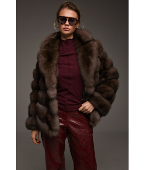 Женская шуба из куницы шоколадного цвета - фото 3