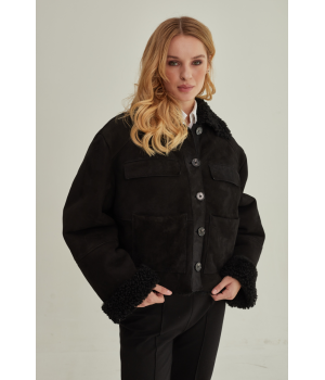 Коротка замшева дублянка чорного кольору з натуральної овчини - фото 7