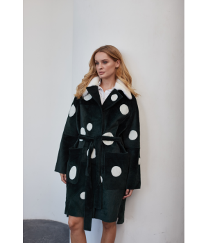 Дублянка із натуральної овчини зеленого кольору з принтом горох та норковим коміром - фото 11