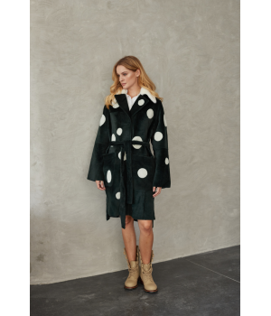 Дублянка із натуральної овчини зеленого кольору з принтом горох та норковим коміром - фото 13