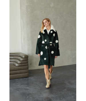 Дублянка із натуральної овчини зеленого кольору з принтом горох та норковим коміром - фото 17