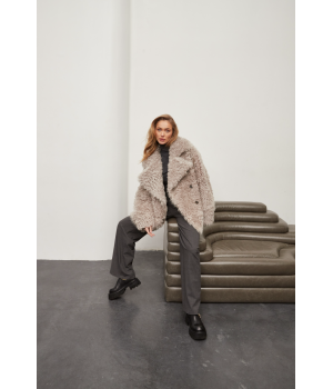 Жіноча двостороння дублянка із натуральної овчини сірого кольору - фото 9