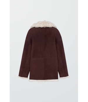 Стильна замшева дублянка шоколадного кольору - фото 0