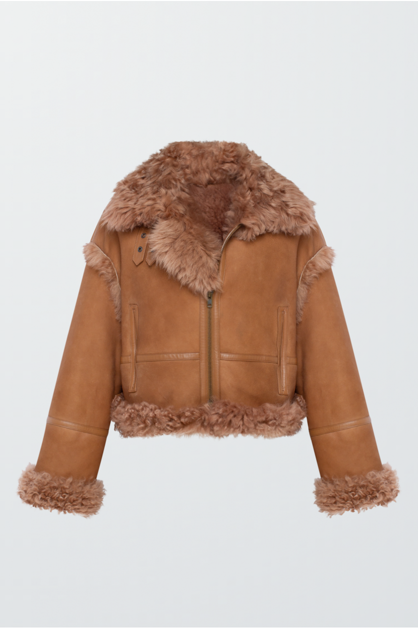 Коротка замшева дублянка коричневого кольору - фото 0