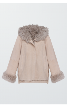 Замшева дублянка бежевого кольору з капюшоном - фото 1