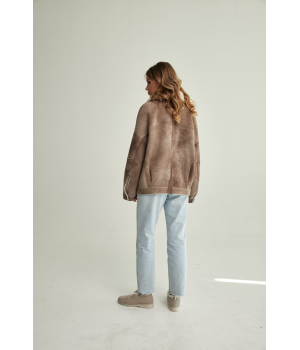 Жіноча дублянка-піджак коричневого кольору з натуральної овчини в стилі ВІНТАЖ - фото 3